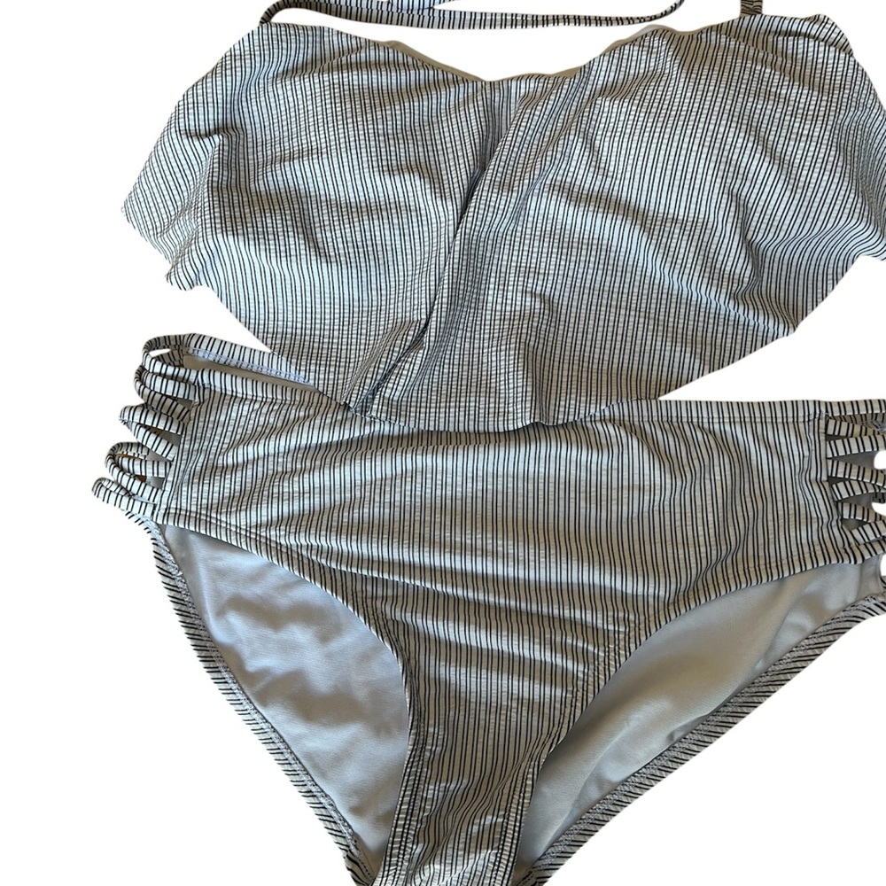 Xhilaration Blue and White Striped Swimwear
